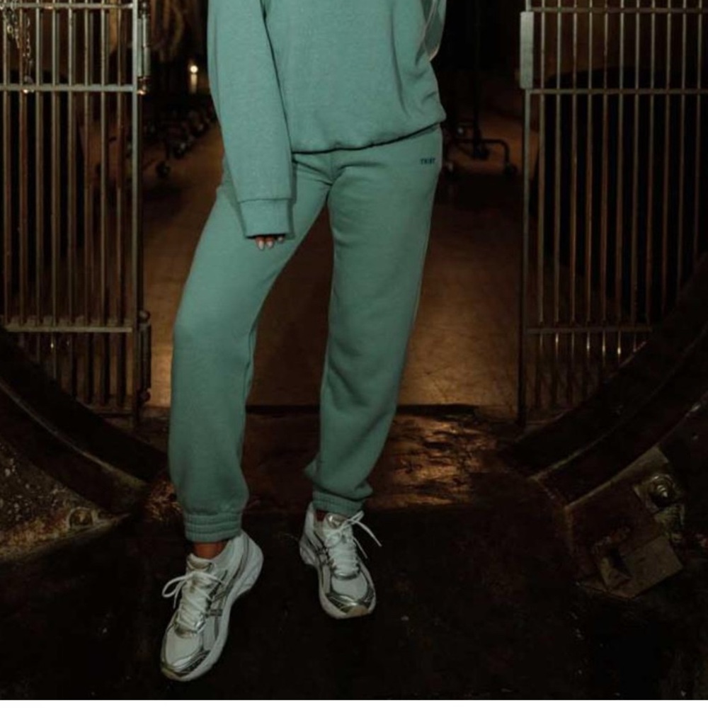 Women's Teal Hoodie and Sweatpants Set - Picture 2 of 5